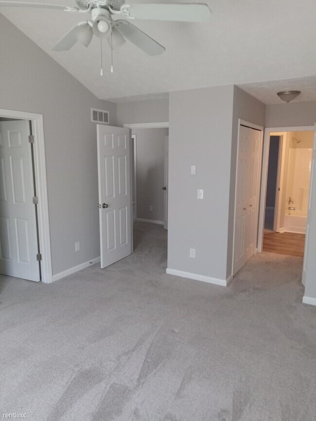Building Photo - 3 br, 3 bath Condo - 89 Falling Water Circle