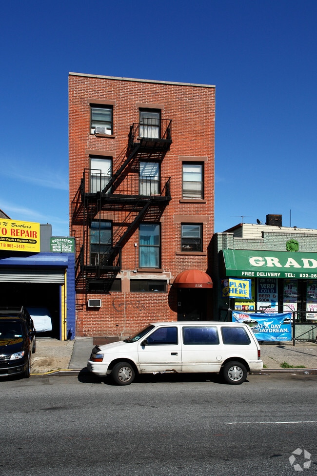 Building Photo - 556 4th Avenue