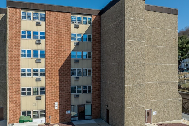 Building Photo - Lansford Mid-Rise