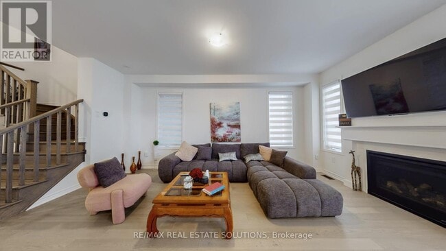 Building Photo - 1558 Scarlett Trl