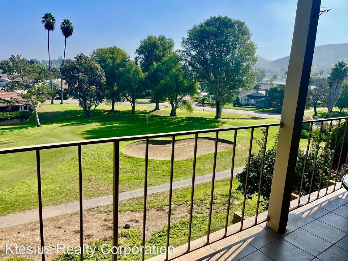 3 br, 2 bath House 1836 Fairway Circle D... House Rental in San