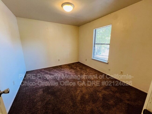 Foto del edificio - 2718 Spencer Ave