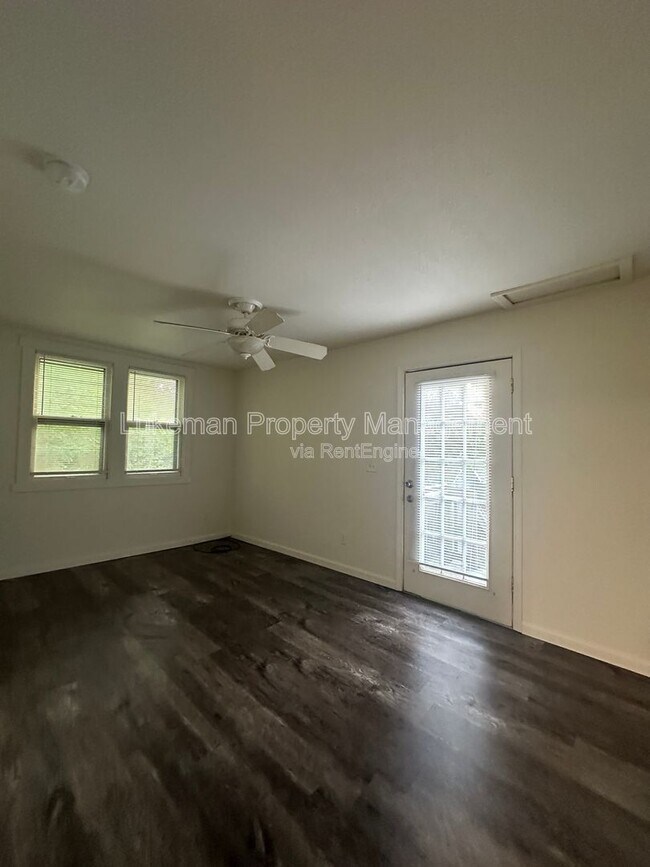 Foto del edificio - 1315 Mills St
