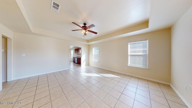 Building Photo - 394 Rosalie Maria Dr