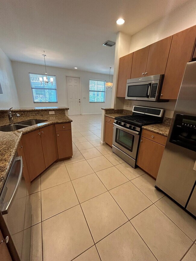 Foto del edificio - 12620 NW 32nd Ct