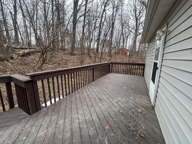 Foto del edificio - 542 Wagon Trail Rd