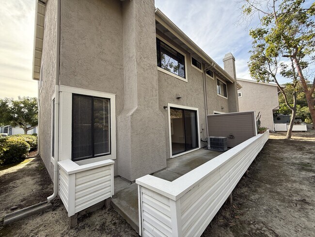 Foto del edificio - 403 Windjammer Cir