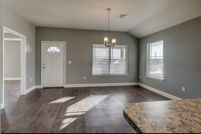 Foto del edificio - 2219 Kentucky Ave