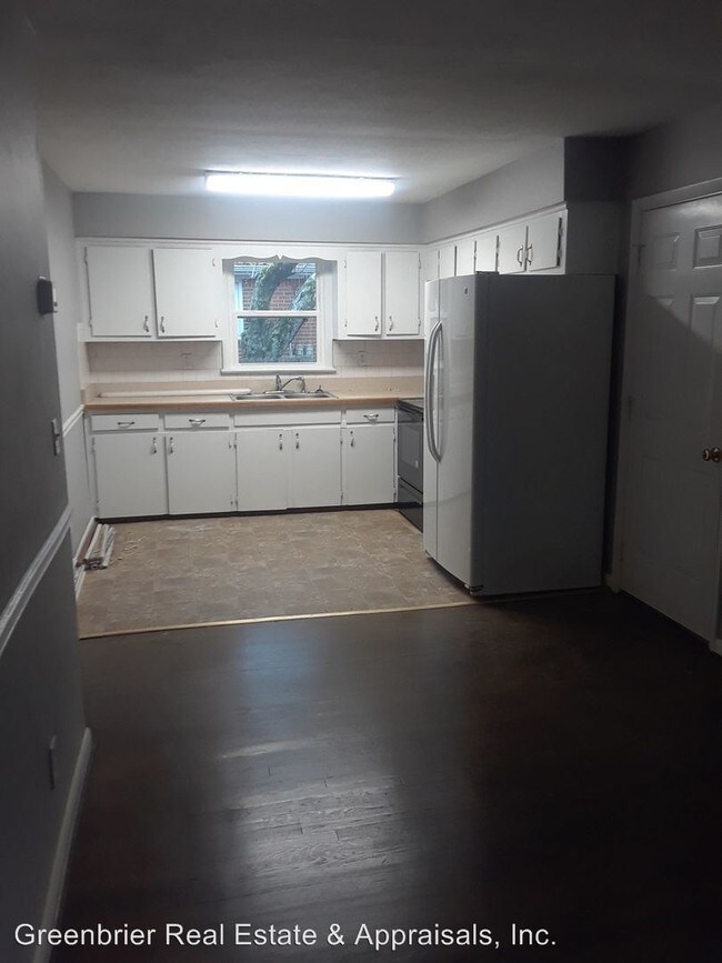 Building Photo - 3 br, 1.5 bath House - 718 Osborn Ave
