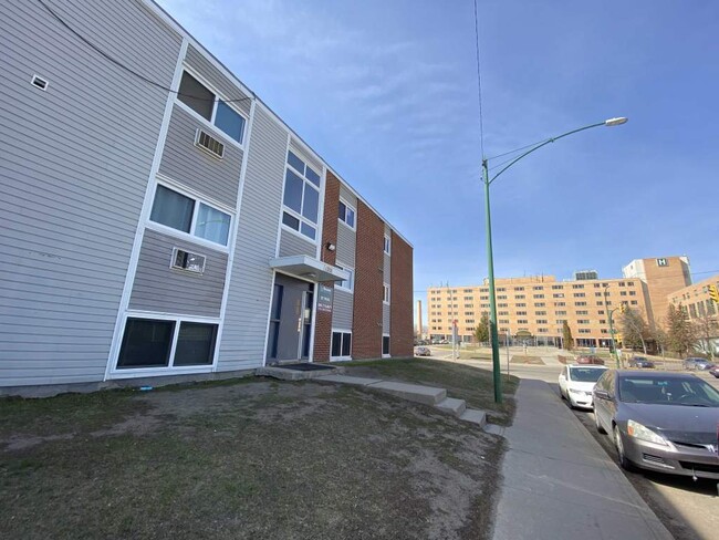 Building Photo - St. Paul Apartments