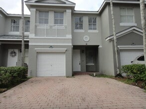 Building Photo - 2310 Shoma Ln