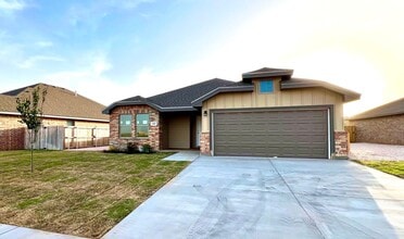 Building Photo - 2610 S CR-1103