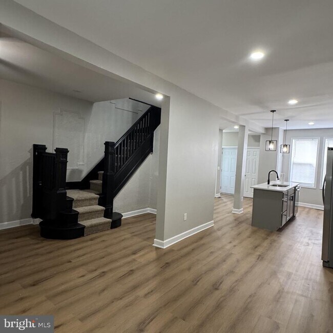 Foto del edificio - 2216 Whittier Ave
