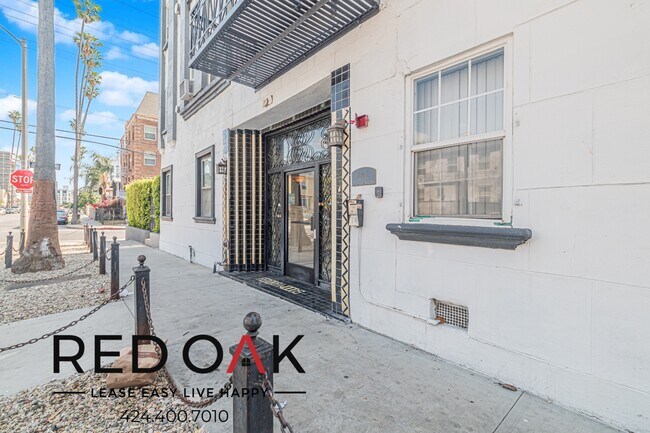 Foto del edificio - 851 Fedora St