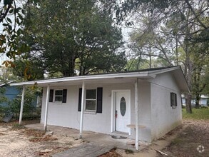 Building Photo - 650 Blakely Ave