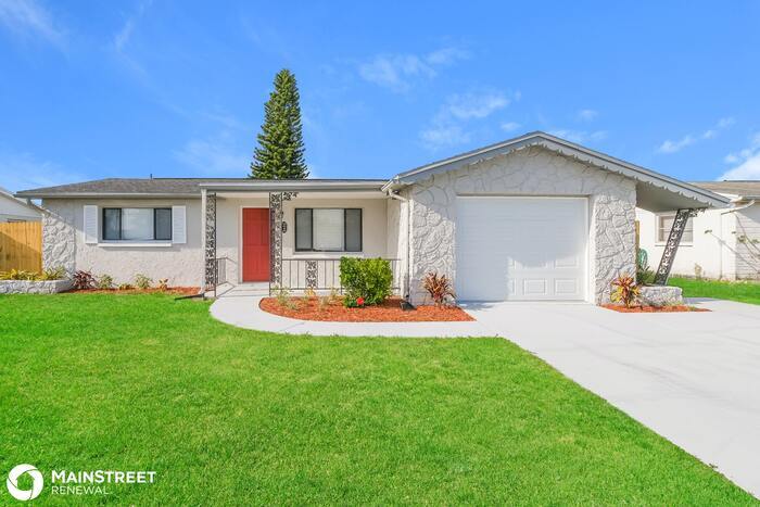 Foto principal - 3048 SALISBURY DR, HOLIDAY, FL 34691