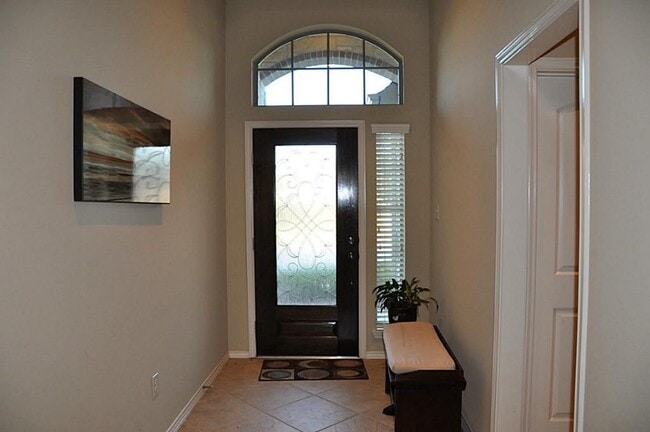 Building Photo - 13119 Sweetgum Shores Dr