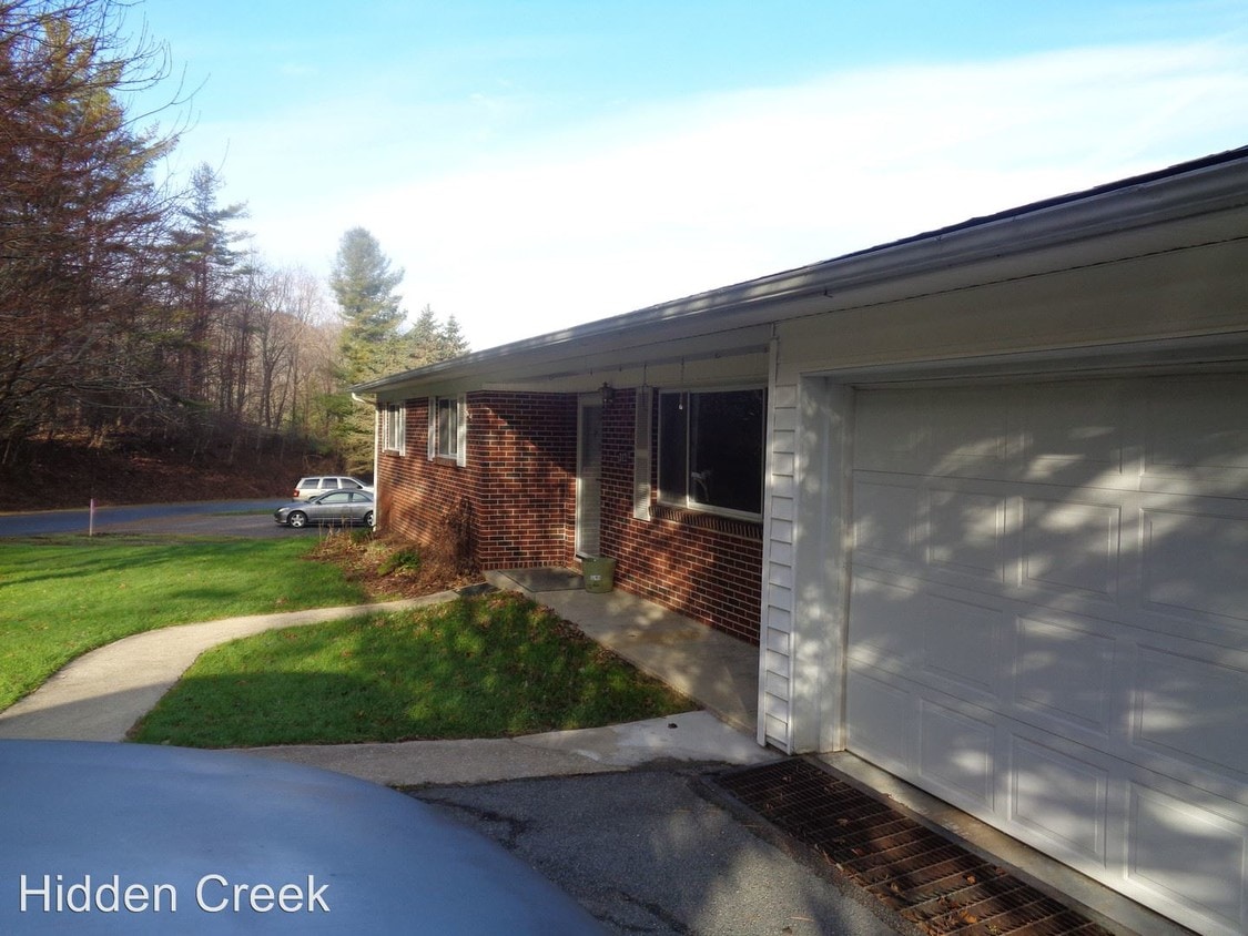 Primary Photo - 312 Clint Norris Rd