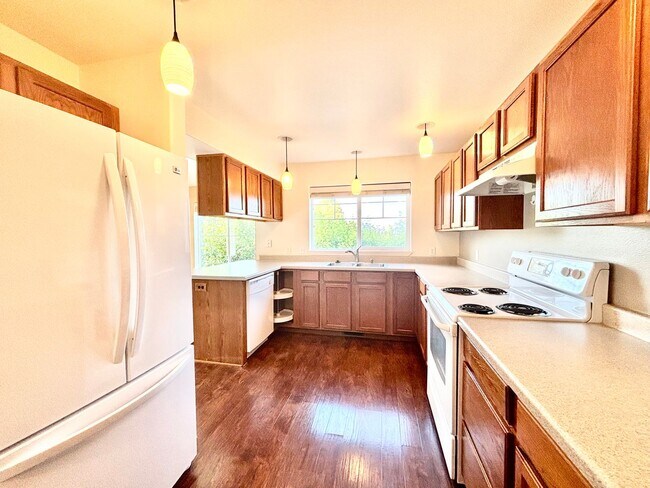 Building Photo - Spacious Single-Level Condo in Bozeman – 3...