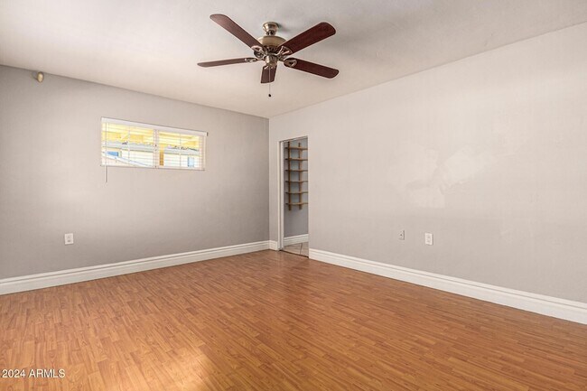 Foto del edificio - 735 W Coolidge St