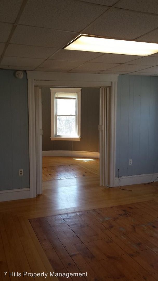 Building Photo - 17 Watson Ave