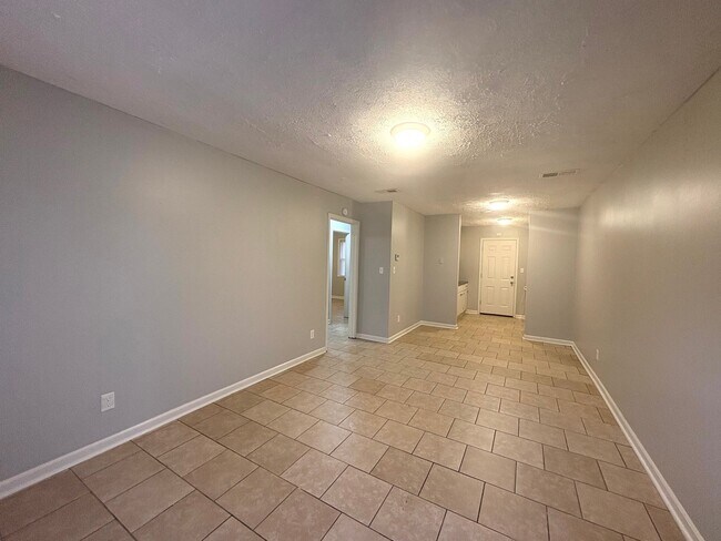 Foto del edificio - 11 Susan Cv