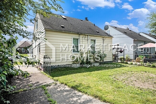 Building Photo - 14653 Ego Ave