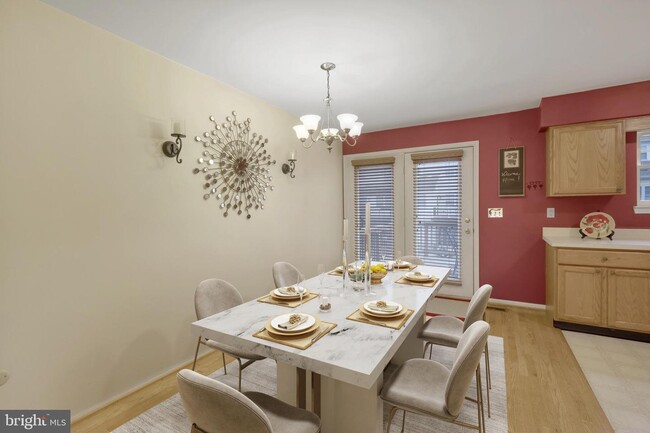 Dining room - VR - 174 Longford Rd