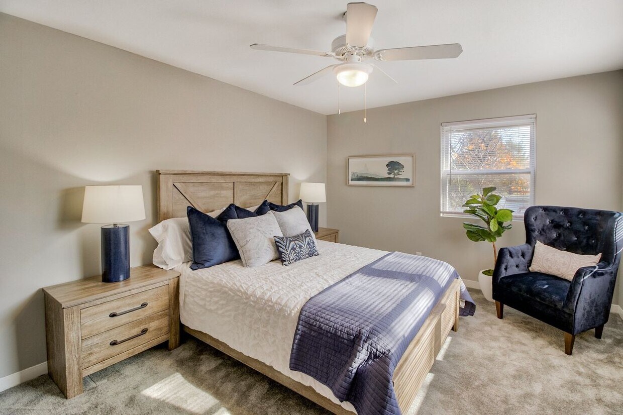 The Life at Green Arbor Apartments 14 Oak Rd Columbus, OH