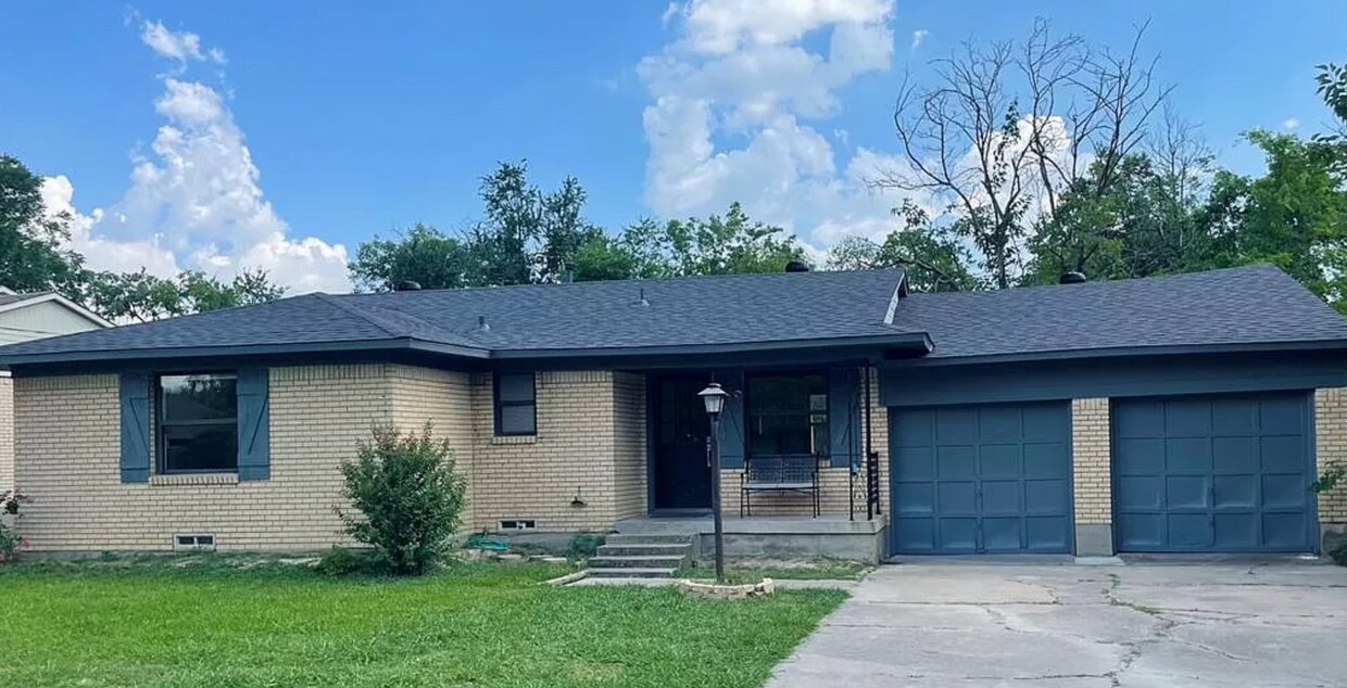 1709 Carlton St, Denton, TX 76201 House Rental in Denton, TX