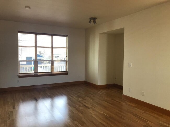 Foto del edificio - 3911 NE 9th Ave