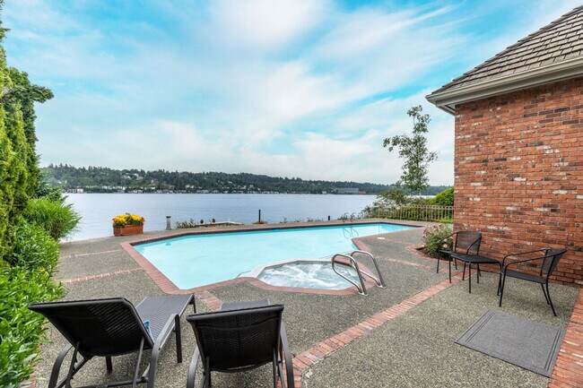 Foto del edificio - 6408 E Mercer Way