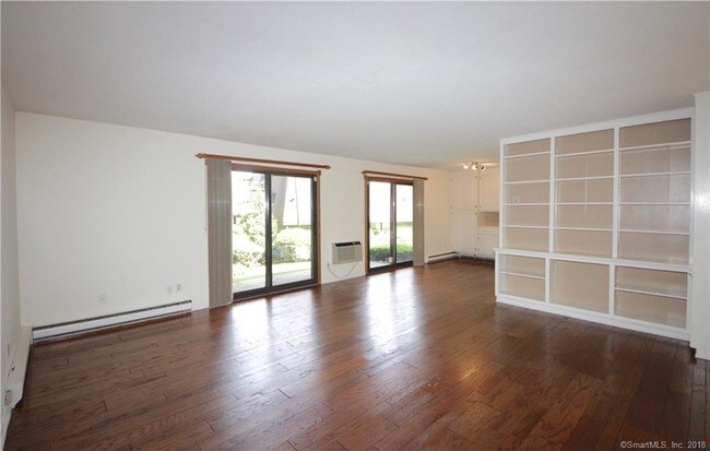 Building Photo - 255 Strawberry Hill Ave