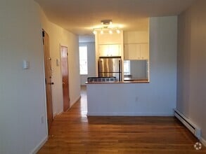 Building Photo - 128 Garden St