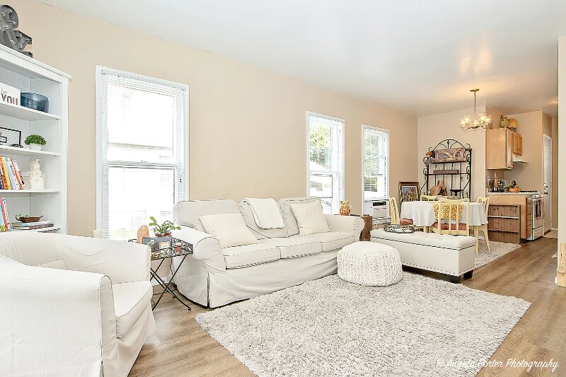 Foto principal - 521 Burbank Ave