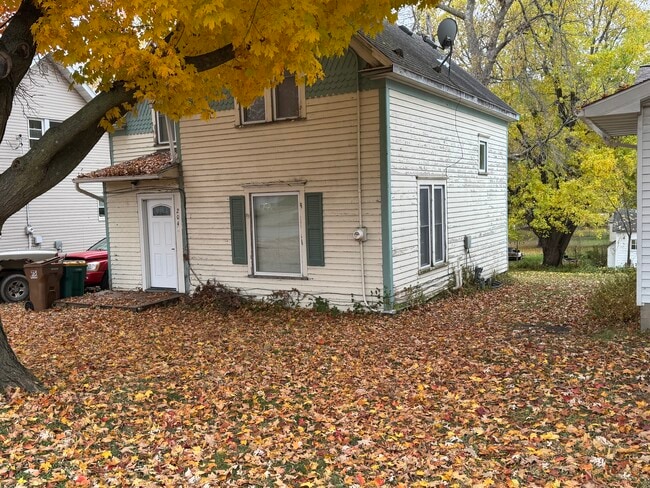 Foto del edificio - 204 Independence Ave S