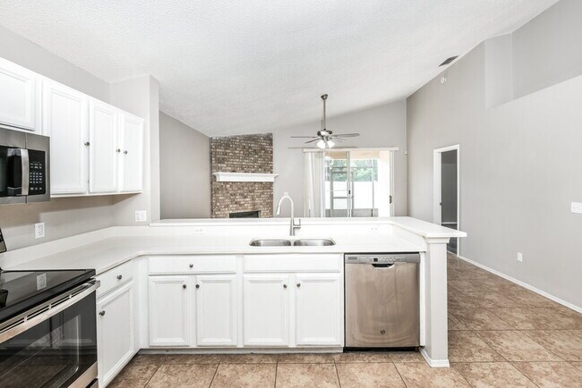 Building Photo - 4436 Brookstone Ct