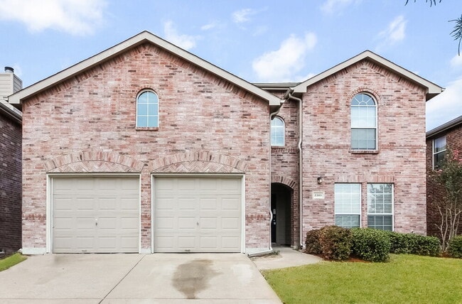 Building Photo - 2309 Raven Ct