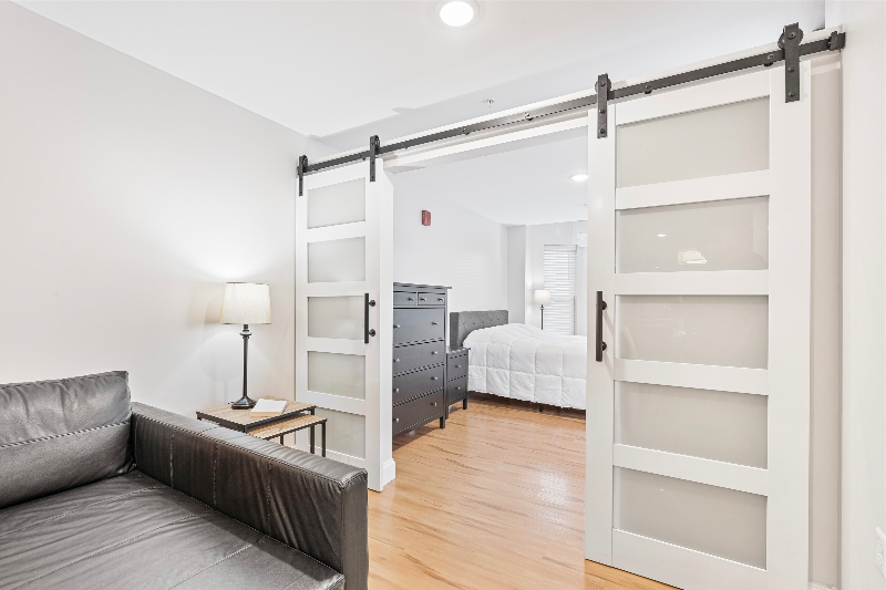 Foto principal - 1361 Elm St