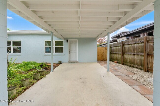 Foto del edificio - 123 Harrison Ave