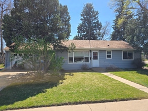 Building Photo - 1325 Crestmore Pl