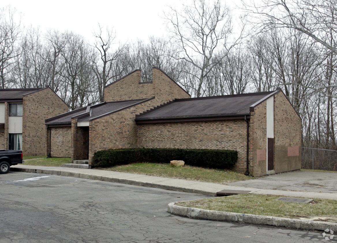 Cornell Townhouses Apartments in Dayton, OH