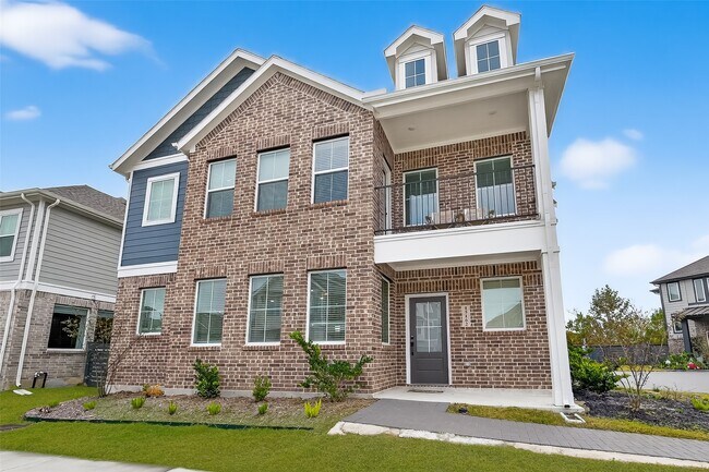 Foto del edificio - 15162 Post Oak Fls Dr