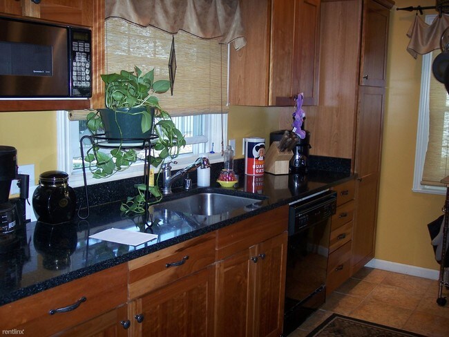 Foto del edificio - 4 br, 2.5 bath House - 777 Crescent Rd 777