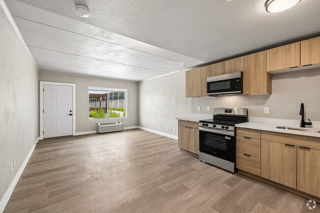1BR, 1BA - 680SF - Living Room - Solaris at Tucson