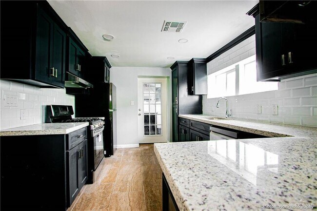 Foto del edificio - 315 N 3rd St