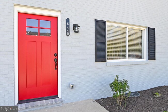 Building Photo - 16440 Combs Dr
