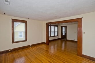 Building Photo - 58-60-60 Ionia St