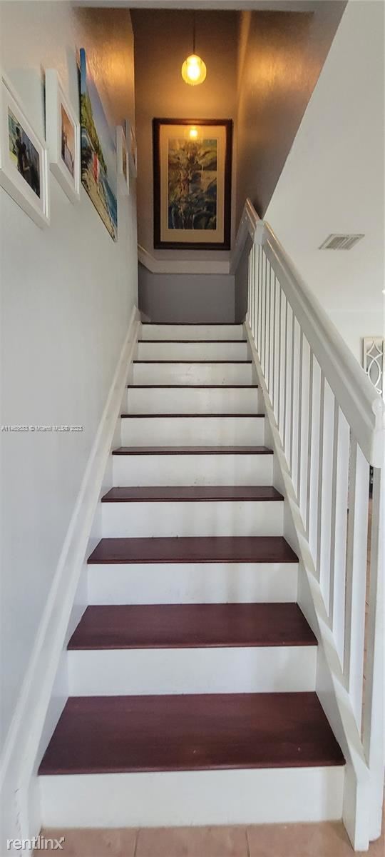 Foto del edificio - 4 br, 2.5 bath House - 8760 SW 213th Ln