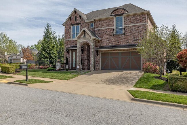 Foto del edificio - 1235 Adelaide Ln